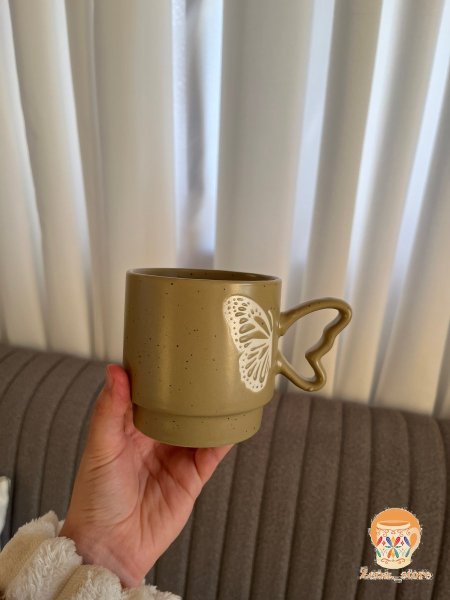 اخضر