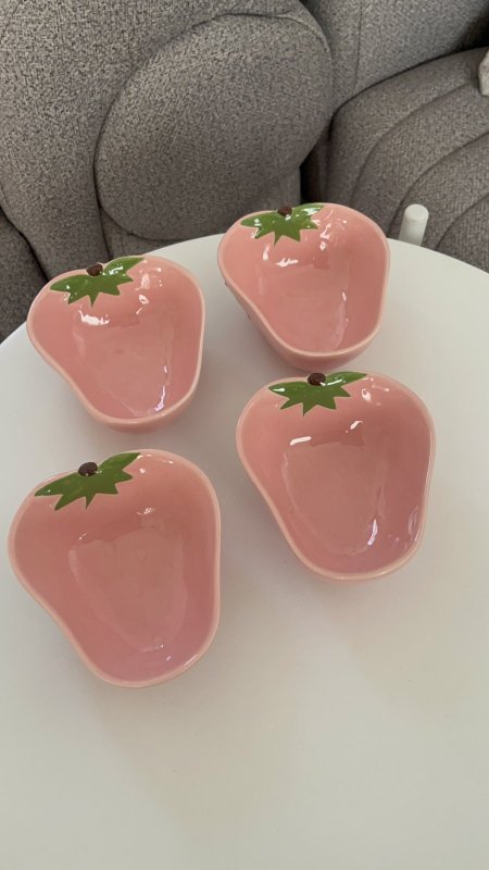 طقم صحون شكل فرولة