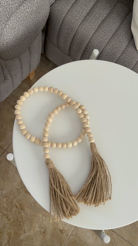 مسبحة ديكور خشب طويلة